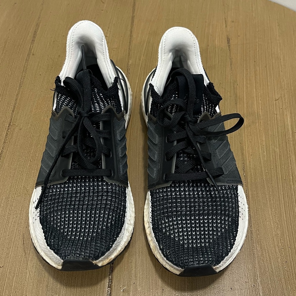 Adidas Ultra Boost Oreo 2019 size 6